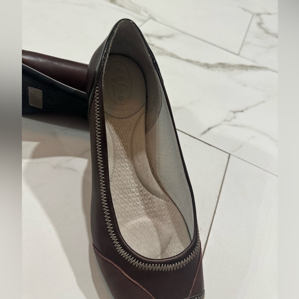 Brown Leather Privó by Clark’s Flats - Picture 2 of 6